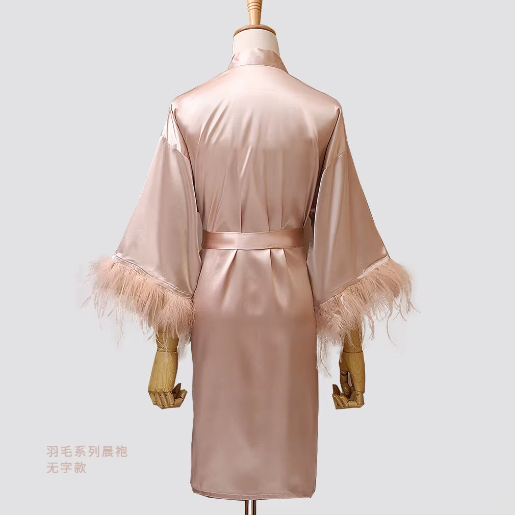 New FEATHER Bride Bridesmaid Wedding Robe Short Satin Nightwear Intimate Lingerie Women Kimono Bathrobe Gown Nightgown